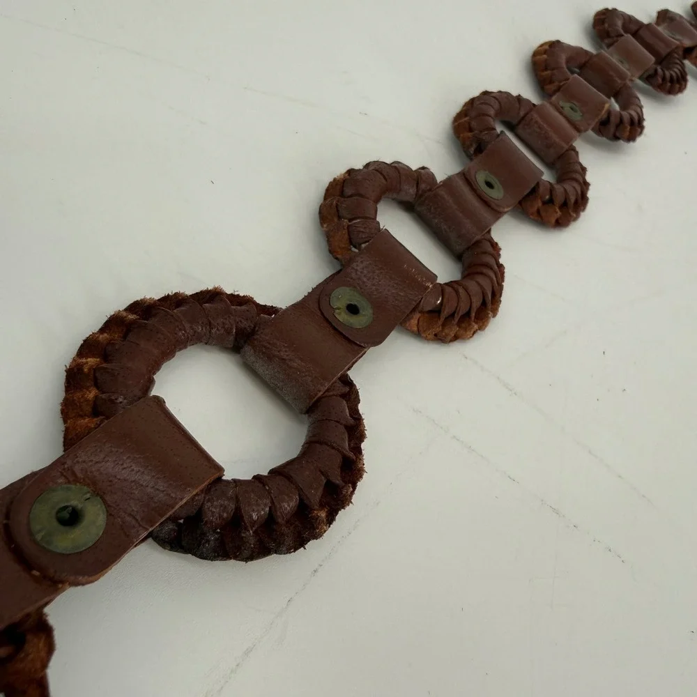 Vintage 1970s‎ Handmade Leather Ring Link Belt Boho Western Hippie Hip Tie 34